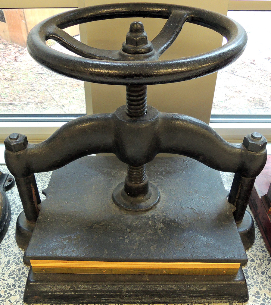 Cast Iron Bookbinders Nipping & Standing Press